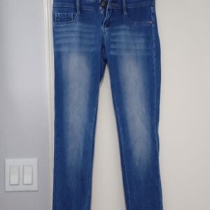 Stylish Blue Skinny Jeans for Women
